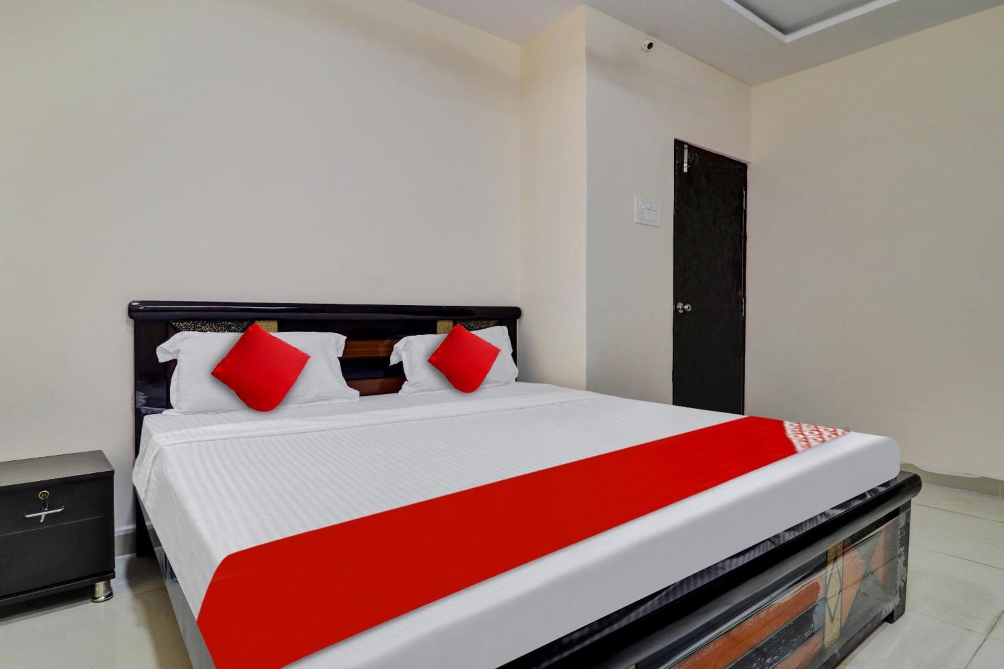 Hotel O Shri Ganesh Near By Himayatnagar,Ashok Nagar,Rtc X Roads Hyderabad Exterior photo