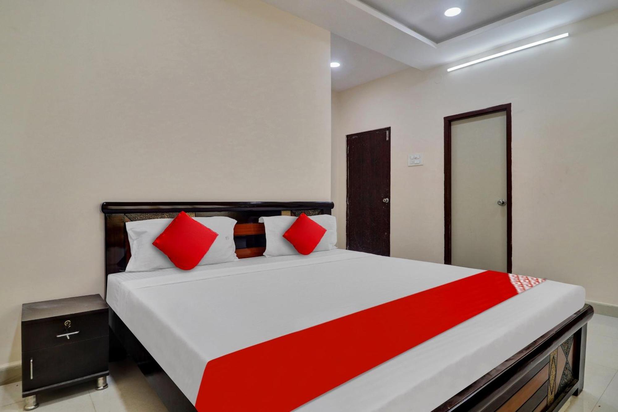 Hotel O Shri Ganesh Near By Himayatnagar,Ashok Nagar,Rtc X Roads Hyderabad Exterior photo